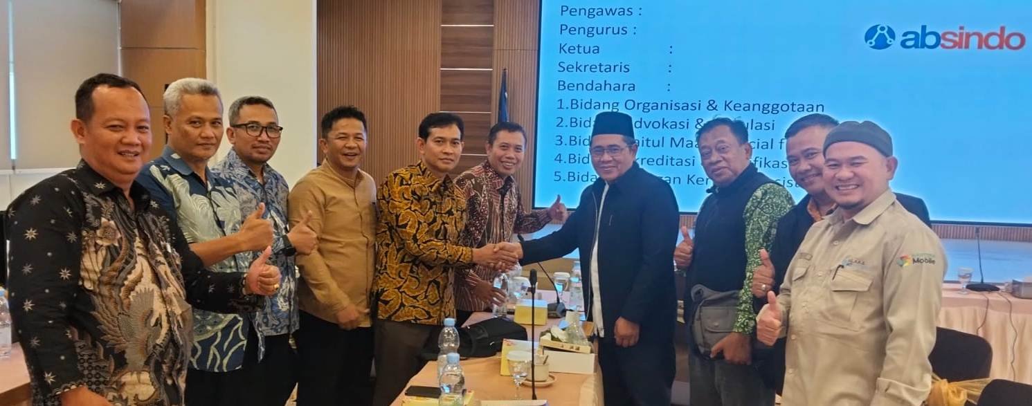 GERAKAN BMT JAWA TENGAH KONSOLIDASI DAN REVITALISASI, BENTUK TIM CARETAKER PINBUK & ABSINDO JAWA TENGAH